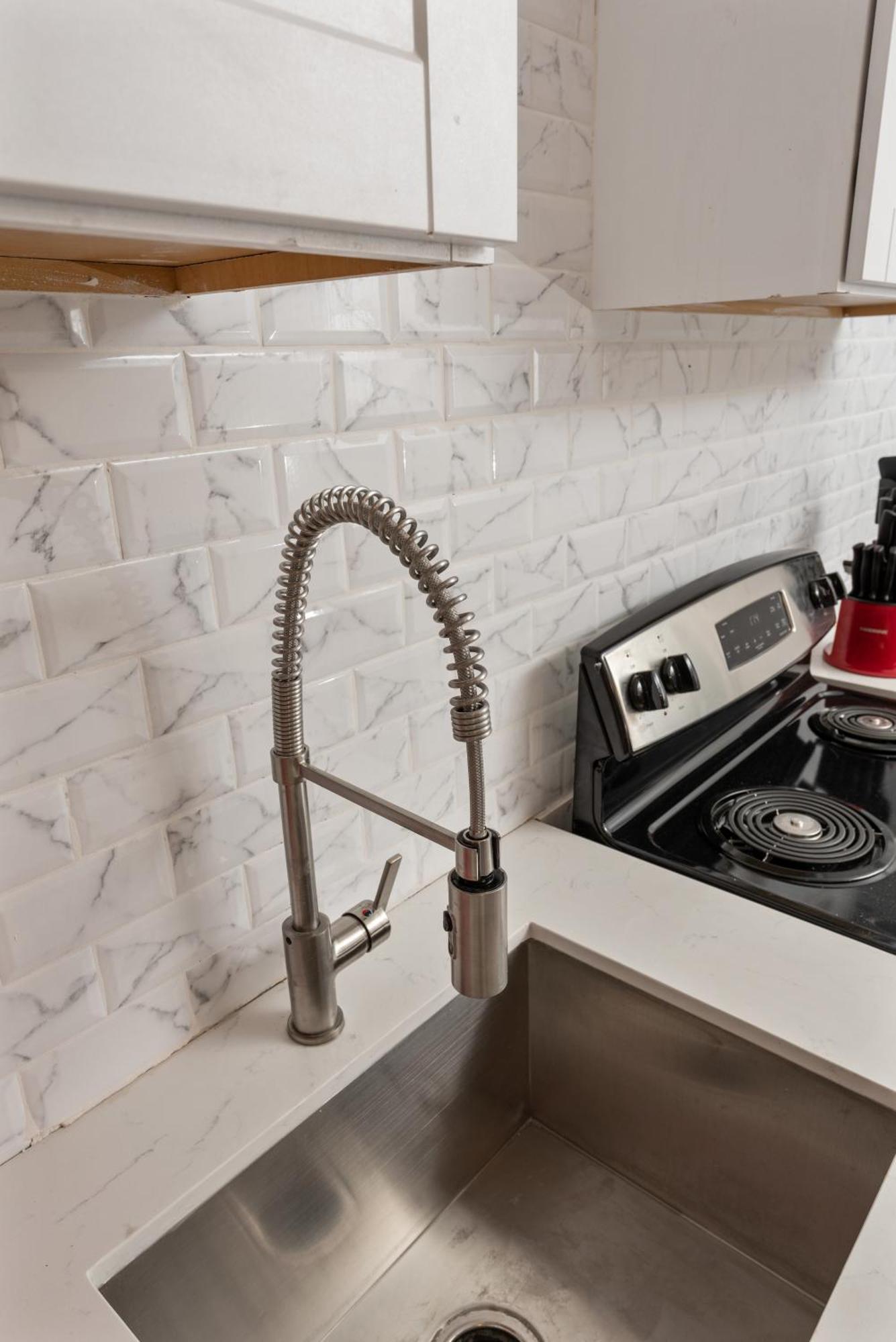 Urban Retreat 1Br With Free Park Apartment Houston Exterior photo