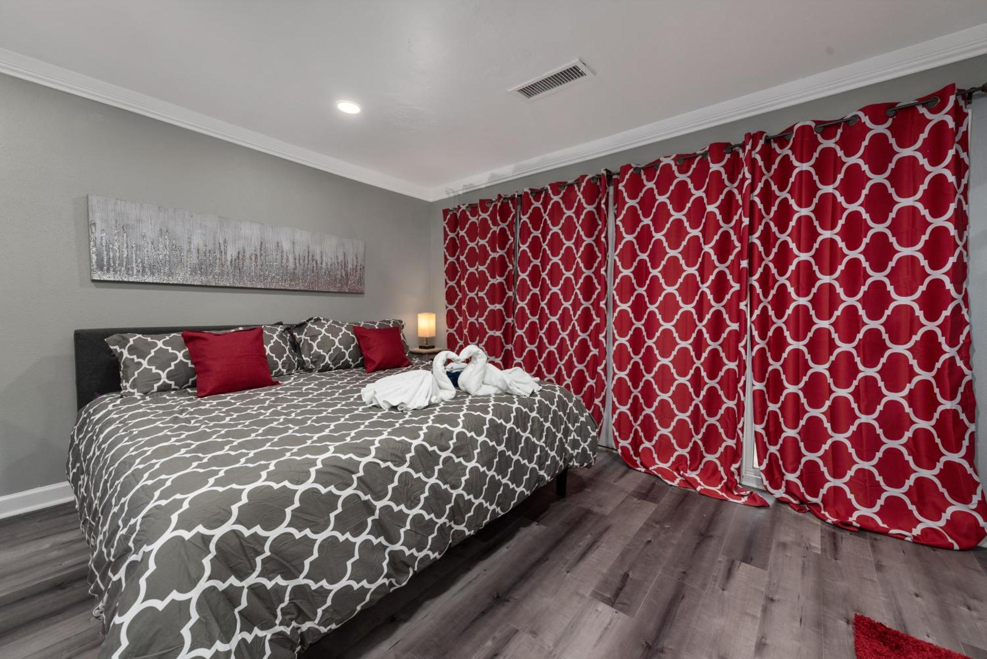 Urban Retreat 1Br With Free Park Apartment Houston Exterior photo
